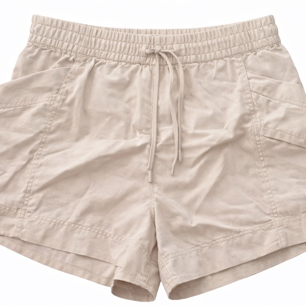 Magellan Outdoors Women's Light Beige Drawstring Athletic Shorts